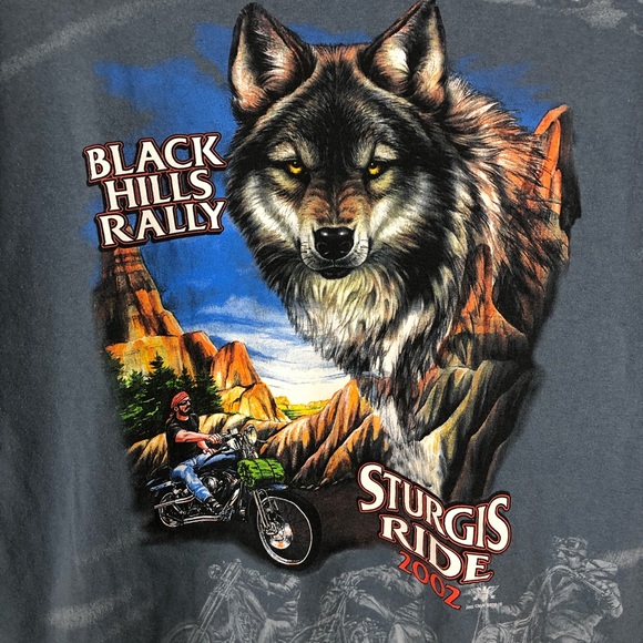 Sturgis Motorcycle Wolf Tee Shirt - Picture 3 of 8